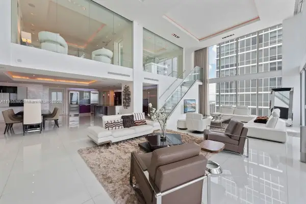 1040 Biscayne Blvd #4403, Miami, FL 33132