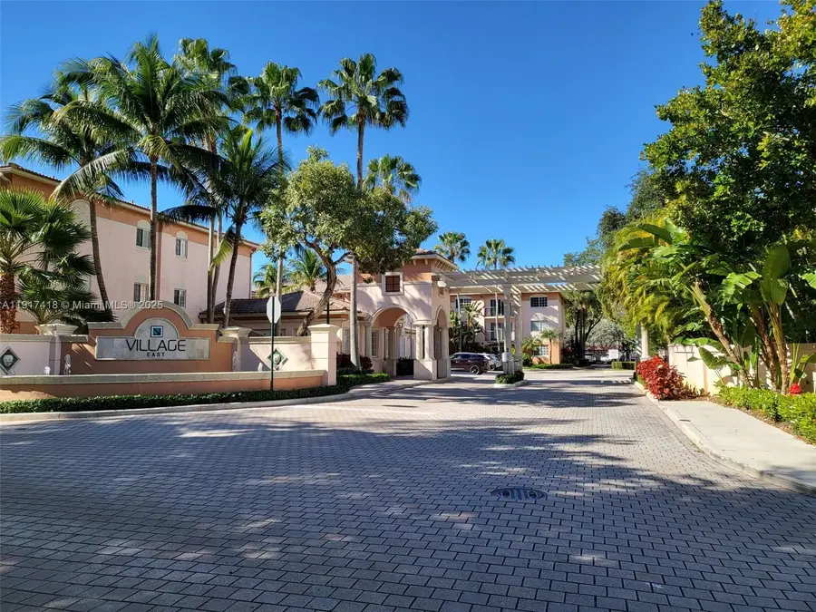 2015 SE 10th Ave #130, Fort Lauderdale, FL 33316 - Image #2