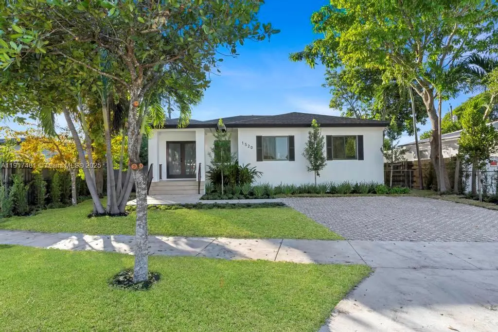 1520 NW 29th Ave, Miami, FL 33125 - Image #1