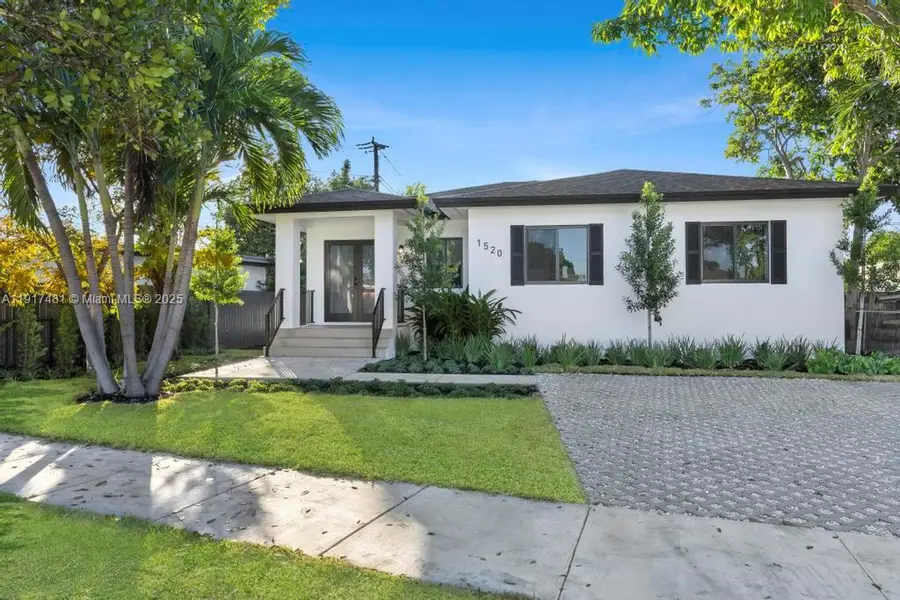 1520 NW 29th Ave, Miami, FL 33125 - Image #2