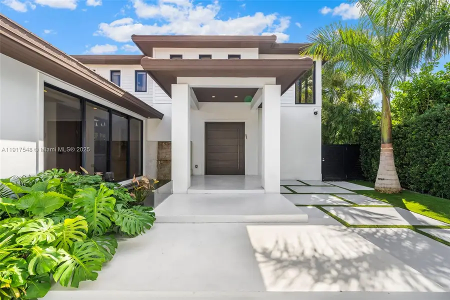 710 S Shore Dr, Miami Beach, FL 33141 - Image #3