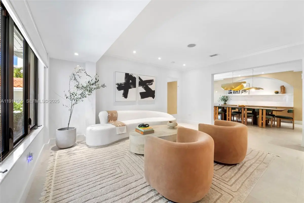 4485 N Jefferson Ave, Miami Beach, FL 33140 - Image #1