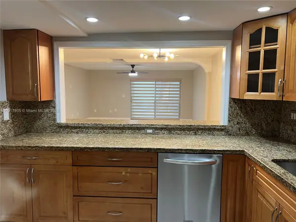 10022 NW 41st St #36-4, Doral, FL 33178