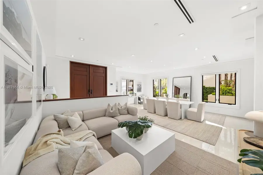 7490 SW 56th Ct, Miami, FL 33143 - Image #3