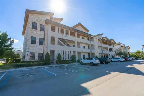 7915 NW 104th Ave #24, Doral, FL 33178