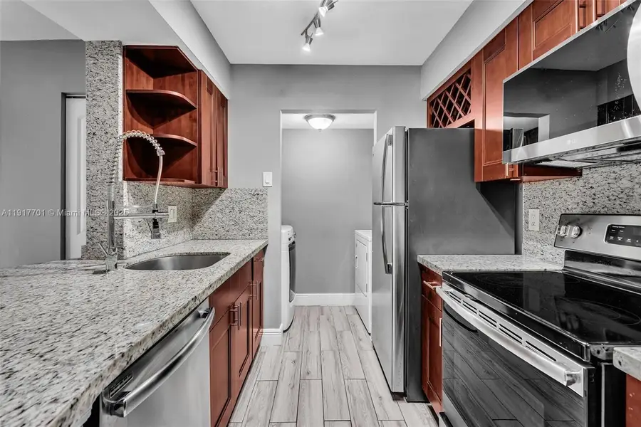 Address Withheld By Seller, Miami, FL 33176 - #2