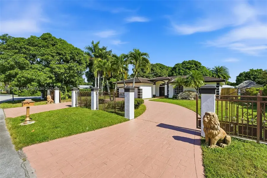 19601 SW 128th Ct, Miami, FL 33177 - Image #3