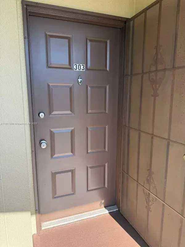 13001 SW 15th Ct #303T, Pembroke Pines, FL 33027