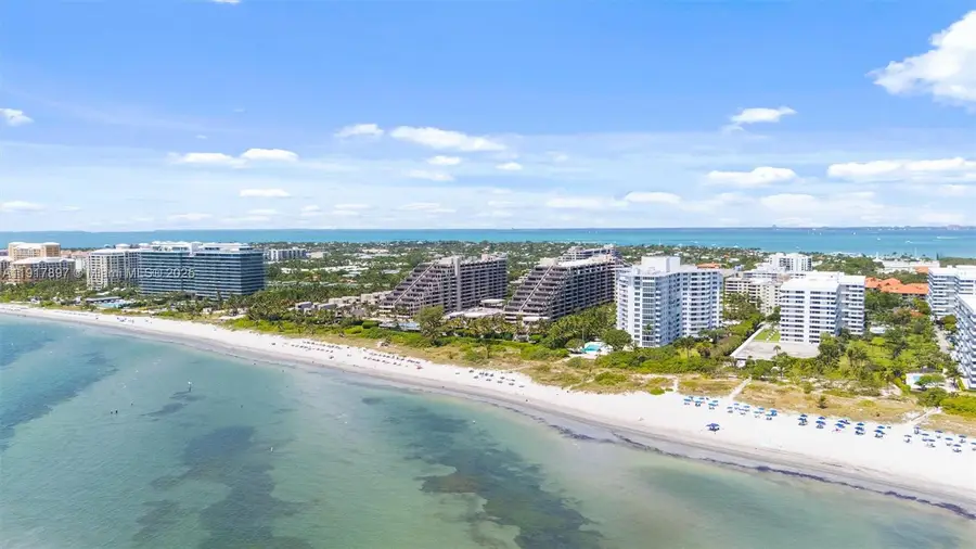 151 Crandon Blvd #206, Key Biscayne, FL 33149 - Image #3