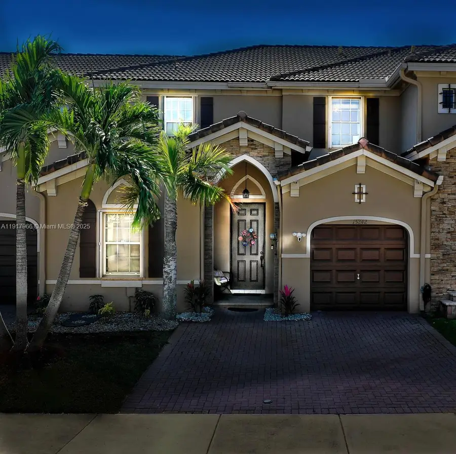 15242 SW 8th Way, Miami, FL 33194 - Image #2