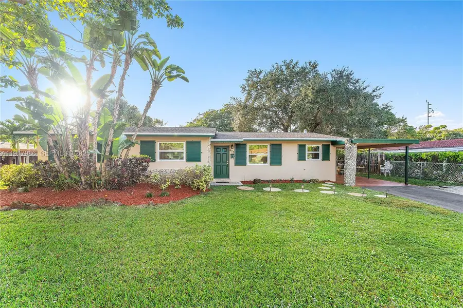 475 NW 46th Ter, Plantation, FL 33317 - Image #2
