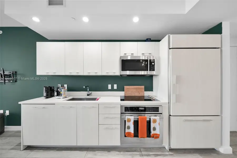 45 SW 9th St #3909, Miami, FL 33130 - Image #3