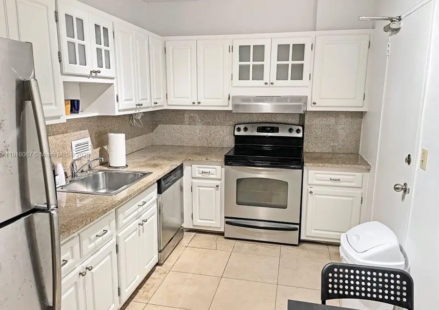 10185 Collins Ave #315, Bal Harbour, FL 33154 - Image #3