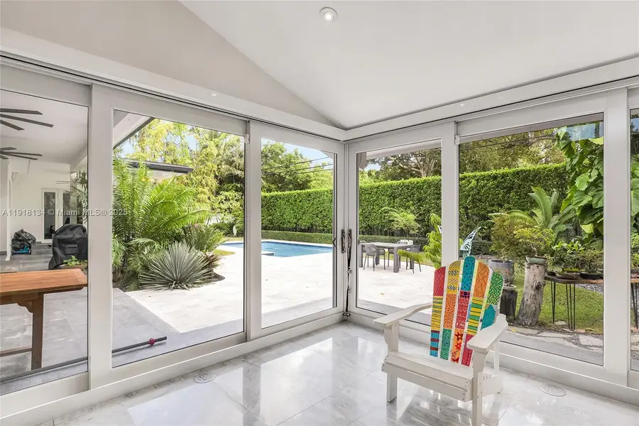 259 E Shore Dr, Miami, FL 33133 - Image #2