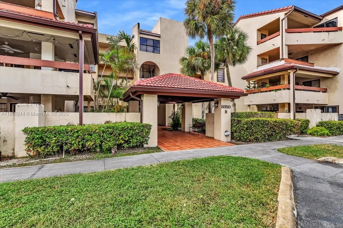 8850 SW 123rd Ct #H201, Miami, FL 33186 - Image #1