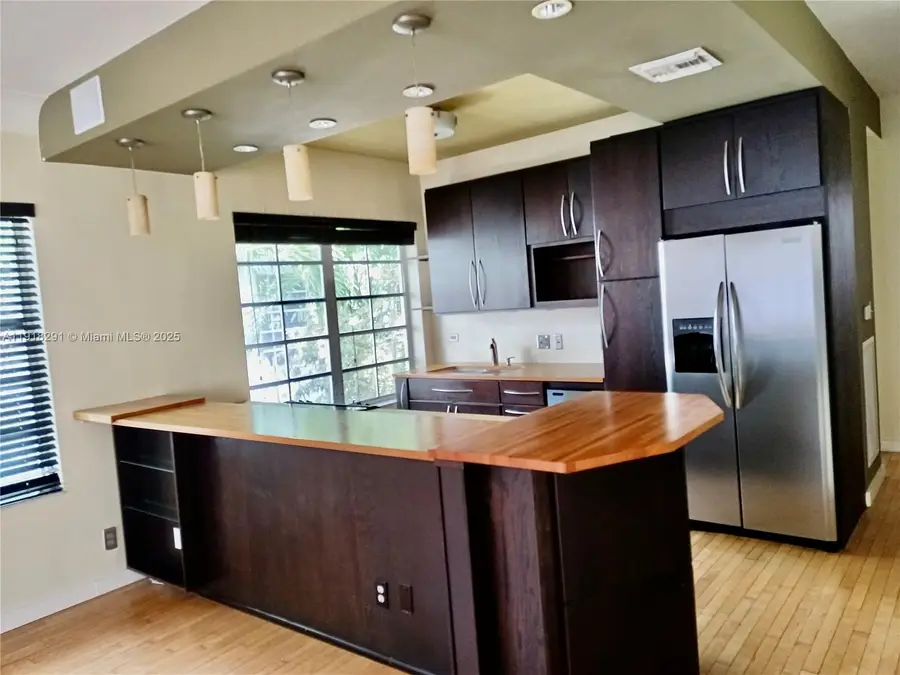 935 9th St #4A, Miami Beach, FL 33139 - Image #3