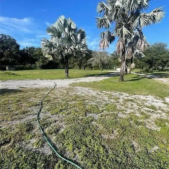 825 N Datil St, Clewiston, FL 33440 - Image #2