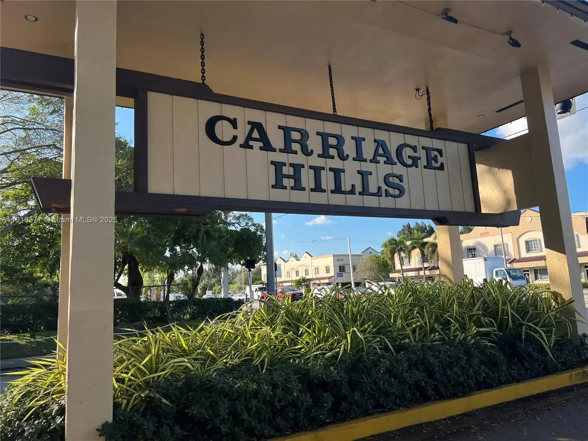 301 Cambridge Rd #211, Hollywood, FL 33024 - Image #1