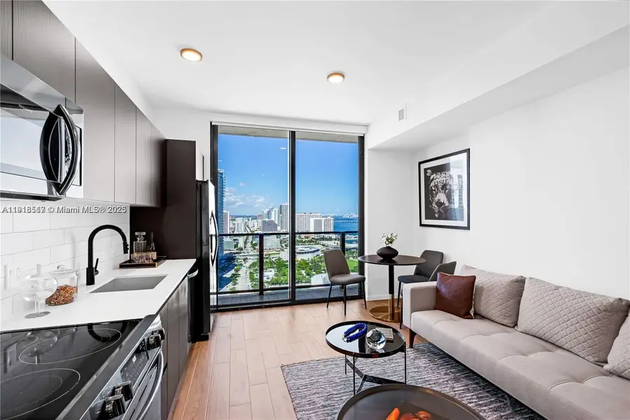 398 NE 5th St #3406, Miami, FL 33132 - Image #3