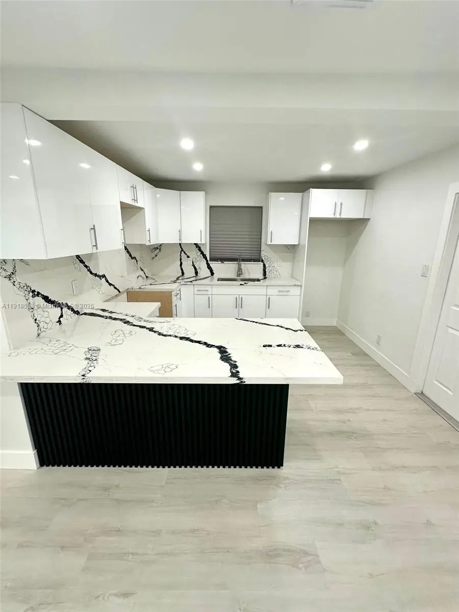 145 NW 2nd St, Dania Beach, FL 33004 - Image #3