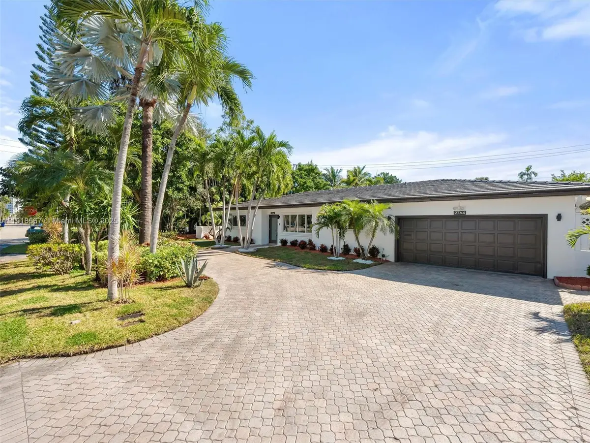2764 NE 35th St, Fort Lauderdale, FL 33306 - Image #1