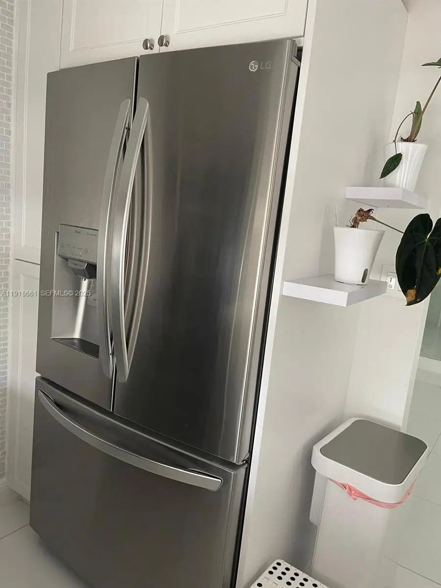 16909 N Bay Rd #716, Sunny Isles Beach, FL 33160 - Image #3