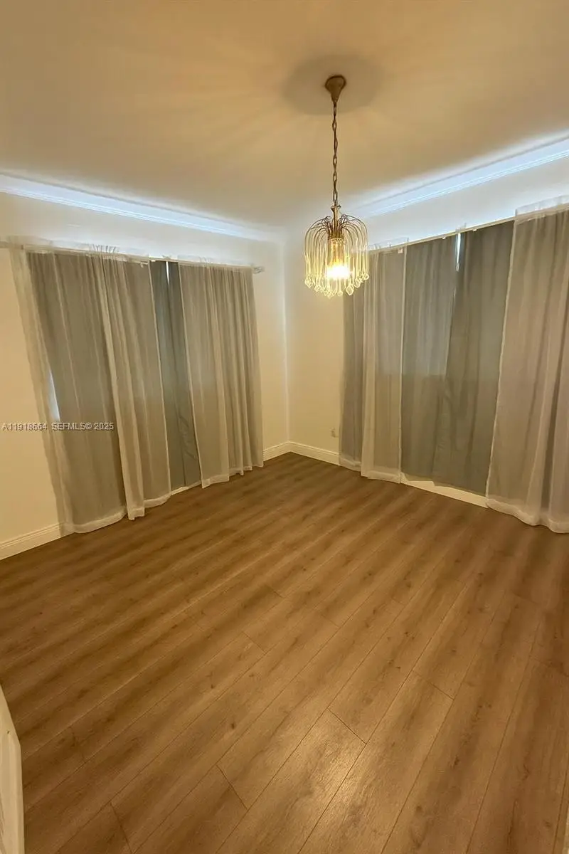 2659 W 10th Ave, Hialeah, FL 33010 - Image #1