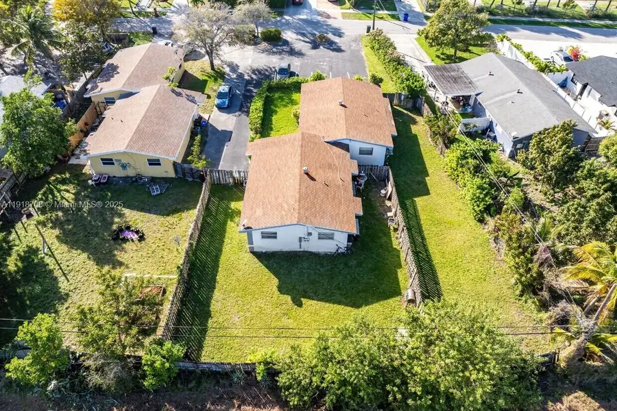1651 NE 3rd Ave, Delray Beach, FL 33444 - Image #2