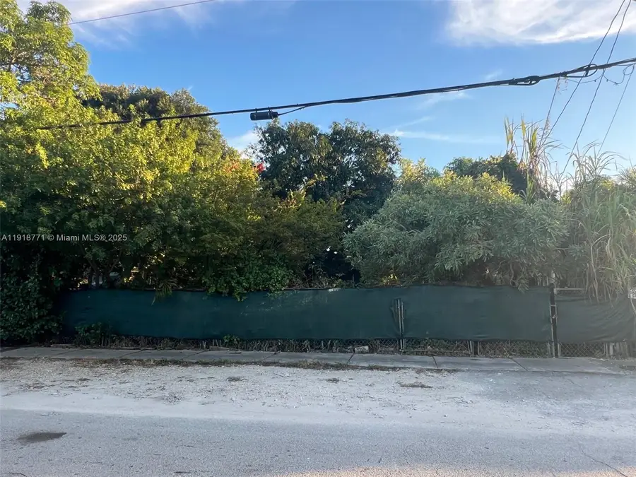 1168 NW 41st St, Miami, FL 33127 - Image #2