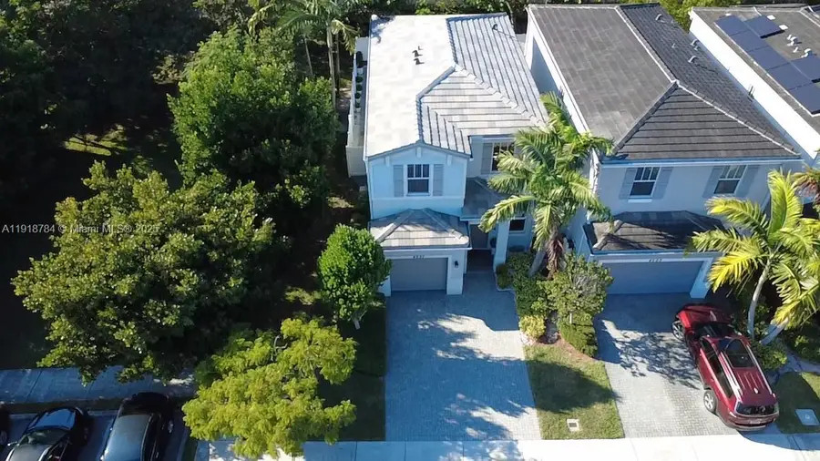 4501 NW 48th Ter, Tamarac, FL 33319 - Image #2