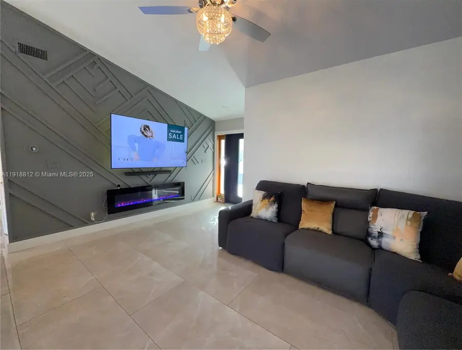 7523 SW 7th Pl, North Lauderdale, FL 33068 - Image #3