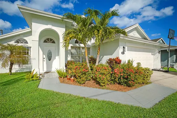 6061 Mullin St, Jupiter, FL 33458