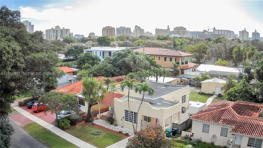 4250 SW 10th St, Miami, FL 33134 - Image #2