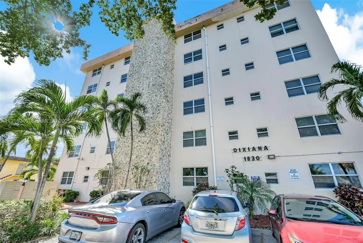 1830 Dixieanna St #506, Hollywood, FL 33020 - Image #1