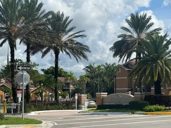 8801 Wiles Rd #307, Coral Springs, FL 33067