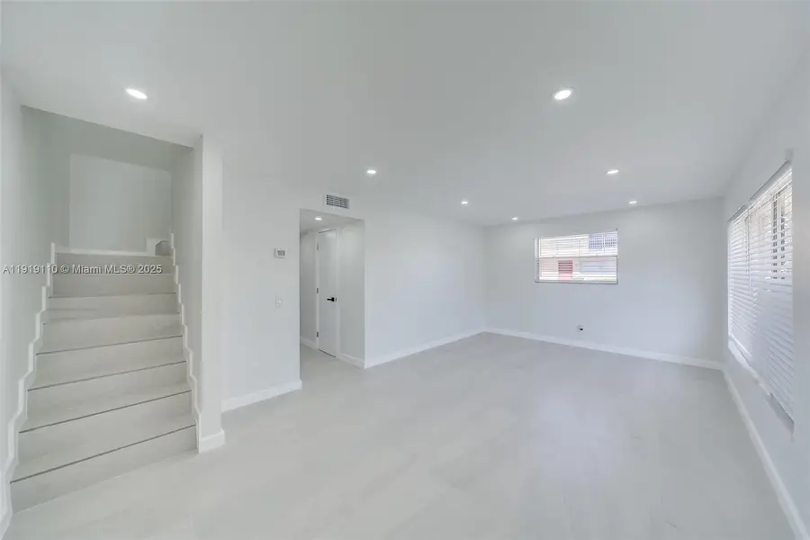 4155 SW 66th Ter #104, Davie, FL 33314 - Image #3