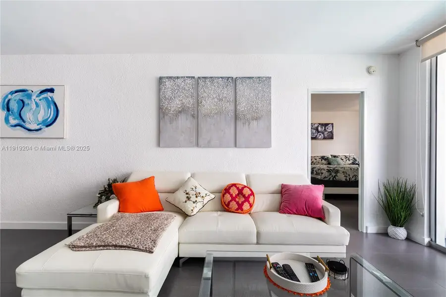 4001 S Ocean Dr #8F, Hollywood, FL 33019 - Image #2