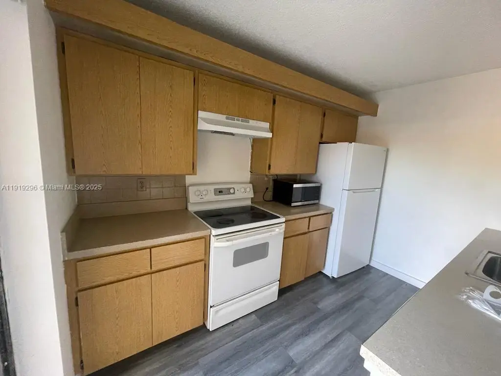 513 GREEN Springs Place #513, West Palm Beach, FL 33409 - Image #1