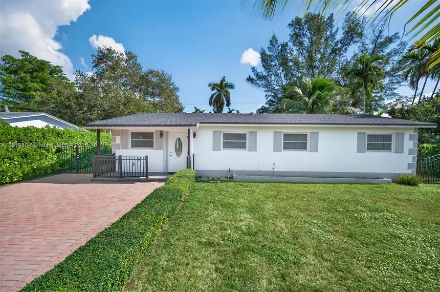 6255 SW 62nd Ct, South Miami, FL 33143 - Image #3