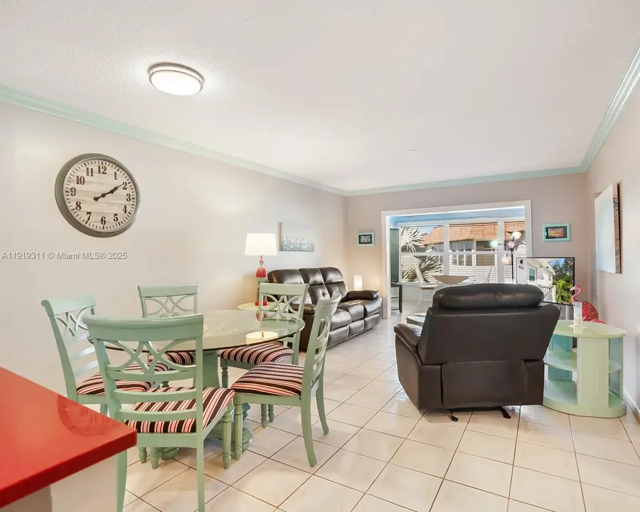 4705 NW 35th St #616, Lauderdale Lakes, FL 33319 - Image #3