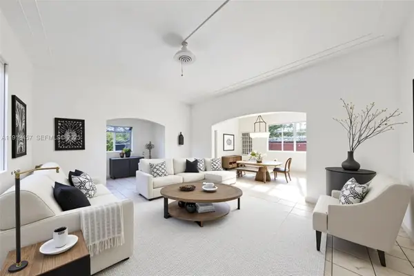 297 Eucalyptus Dr, Hialeah, FL 33010