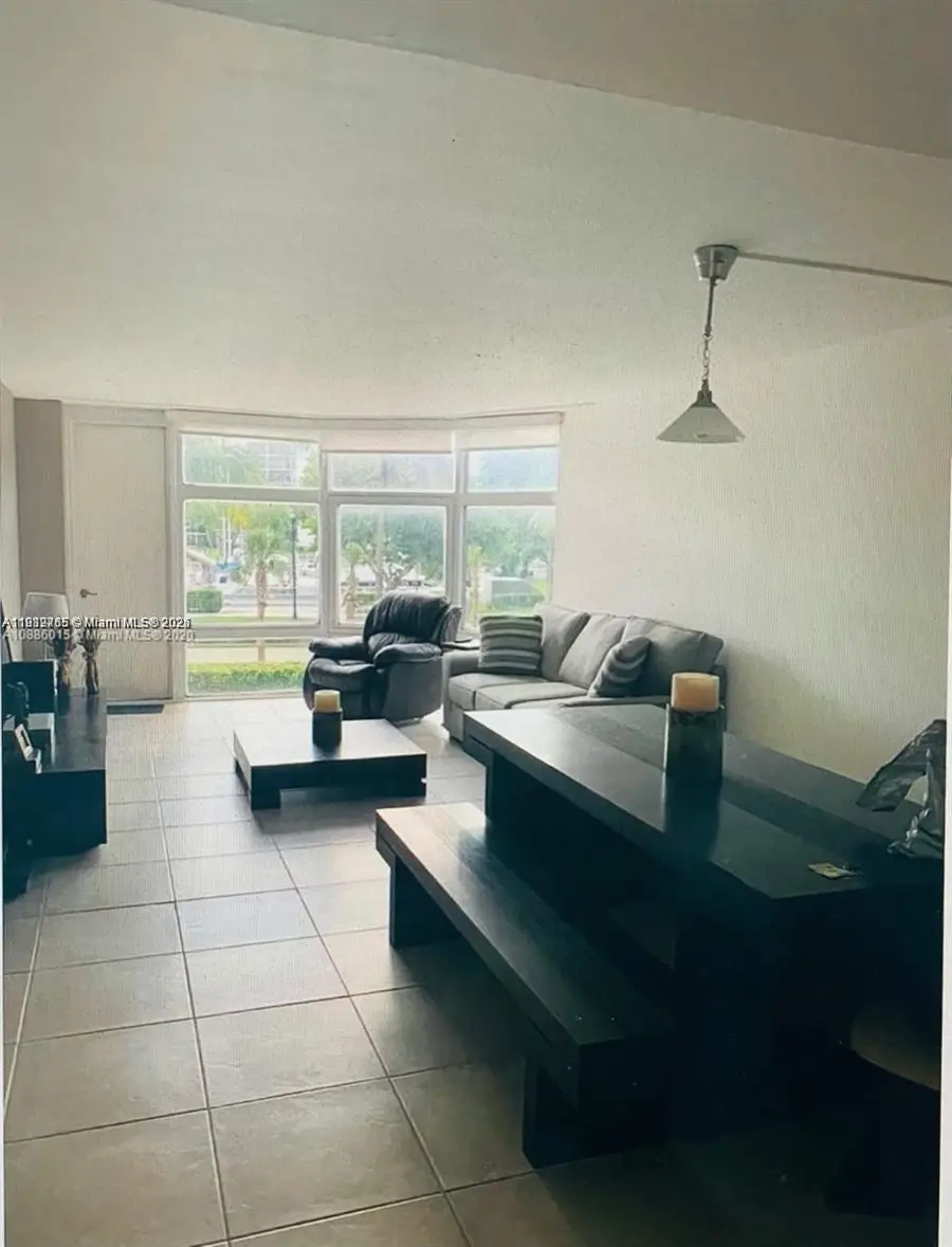 3375 N Country Club Dr #102, Aventura, FL 33180 - Image #2