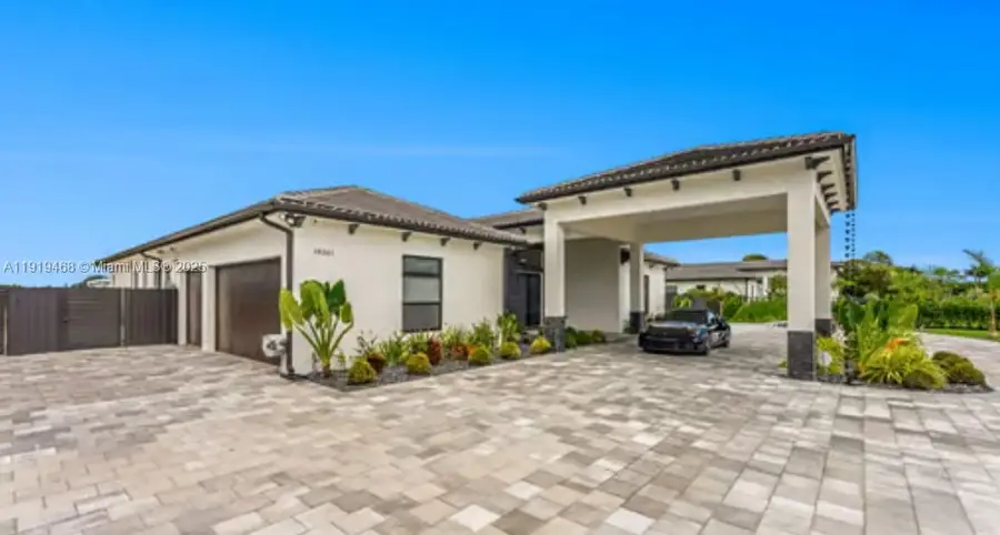 18261 SW 224th St, Miami, FL 33170 - Image #2