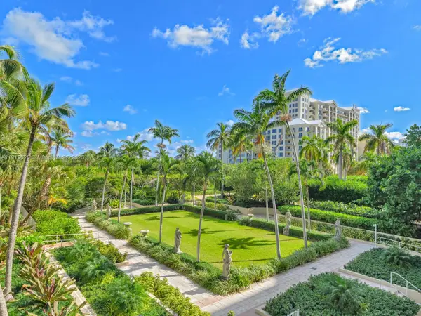 445 Grand Bay Dr #303, Key Biscayne, FL 33149