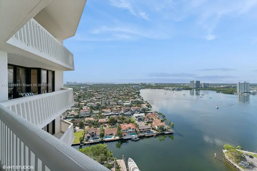 1000 W Island Blvd #2911, Aventura, FL 33160 - Image #2