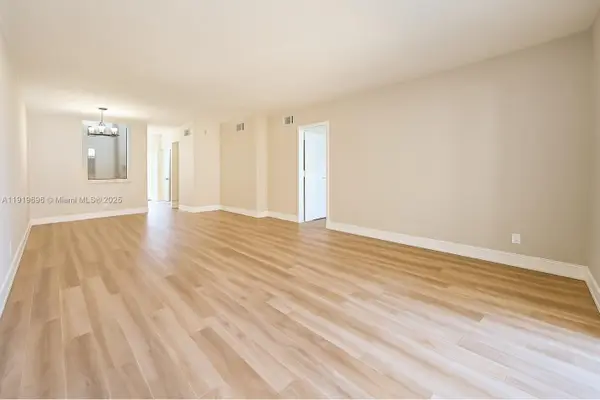 333 NW 17th Ct #203B, Fort Lauderdale, FL 33311