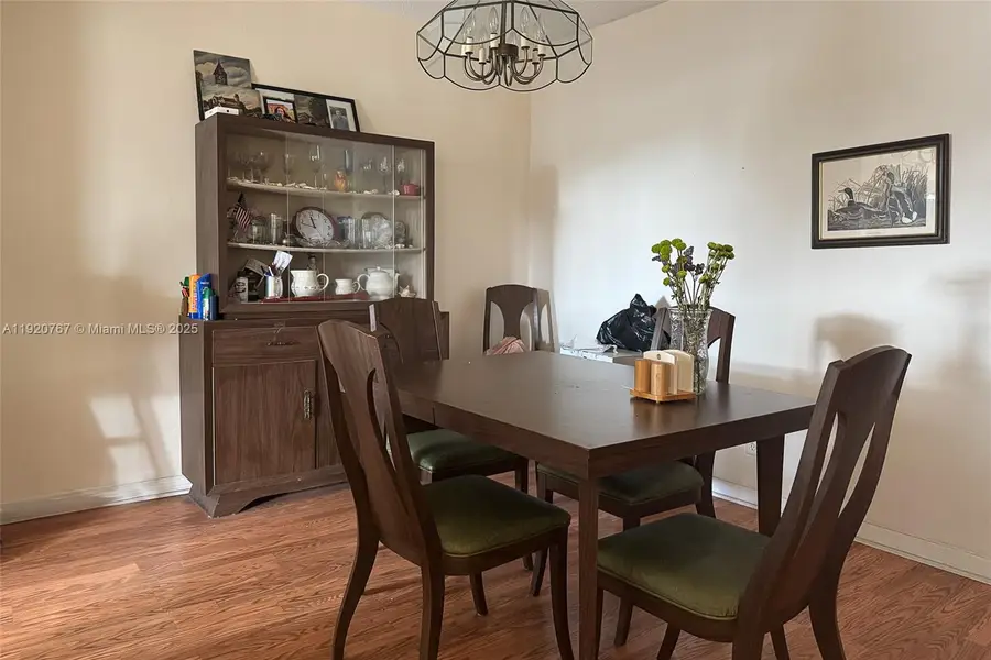 501 Blue Heron Dr #313-A, Hallandale Beach, FL 33009 - Image #3