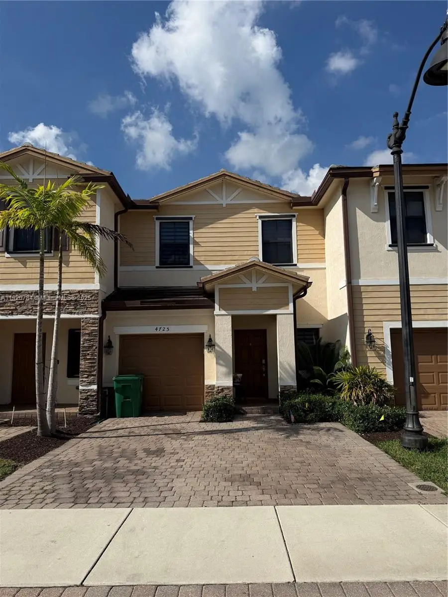 4725 Santa Cruz Way, Davie, FL 33314 - Image #1