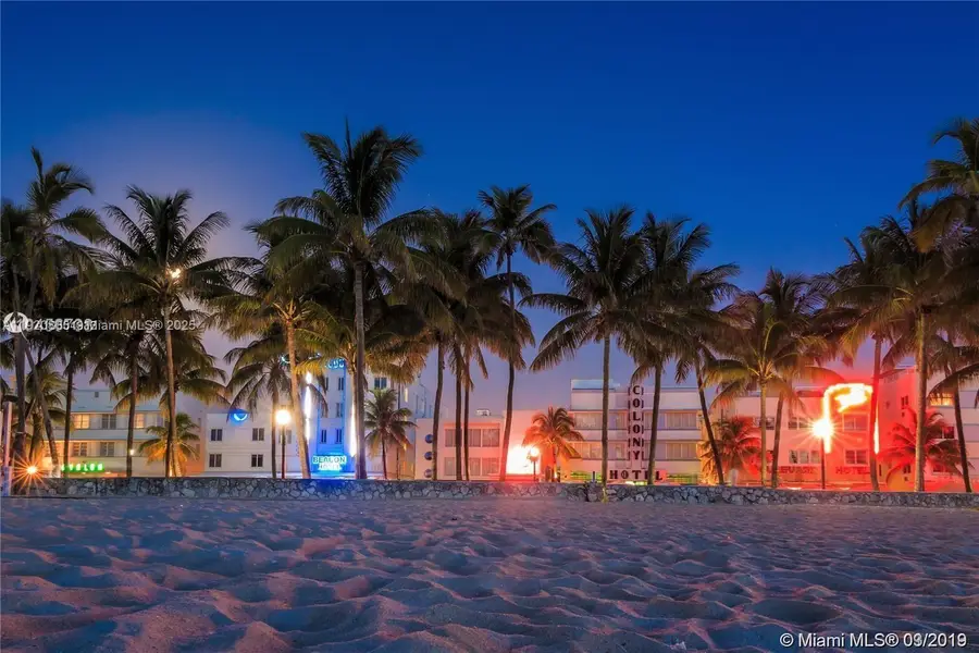 345 Ocean Dr #408, Miami Beach, FL 33139 - Image #3