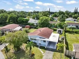 1041 NW 24th Ter, Fort Lauderdale, FL 33311 - Image #3